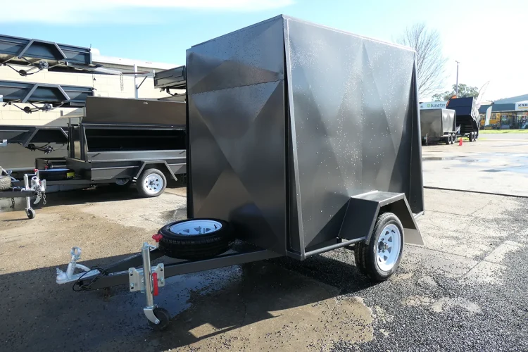 6x4 fully enclosed van trailer 5ft high 10
