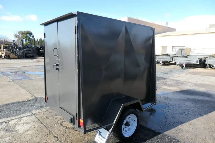 6x4 fully enclosed van trailer 5ft high 2
