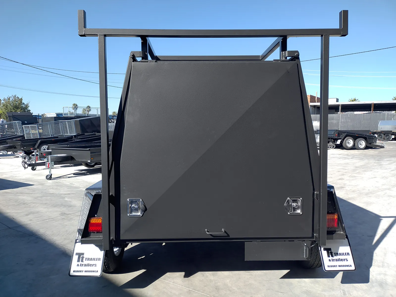 8x5 one piece tradesman trailer for sale NSW with rear lift up door 4