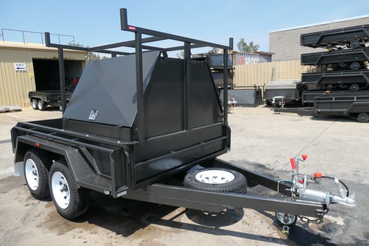 8x5 half tradesman trailer with 750mm high tradie top