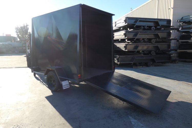 8x5 Single Axle Fully Enclosed Van Trailer for Sale in Wagga Wagga NSW 5Ft High Van Trailer Brand New Fully Enclosed VAN Trailer For Sale Load Capacity 1250KG ATM 4