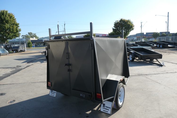 6x4 Van Trailer 4ft high ladder racks for Sale Wagga Wagga NSW 2